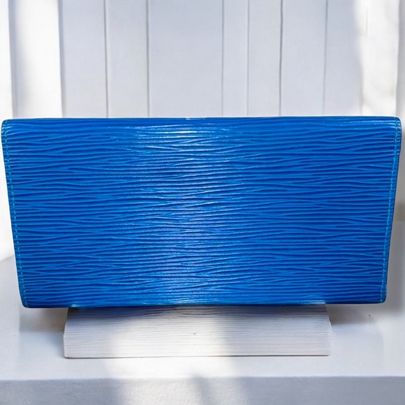 Louis Vuitton Epi Porte Bifold Long Wallet with COA - Picture 2 of 14